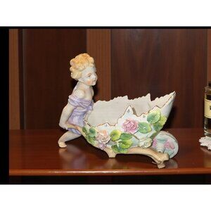 Rare Antique Voight Brothers Sitzendorf Germany Cherub Pushing Wheelbarrow